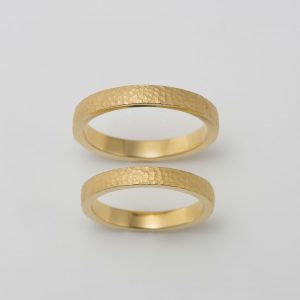 鎚目 結婚指輪