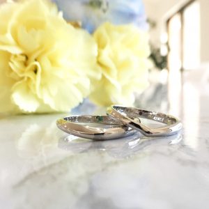 デザイン違い 結婚指輪