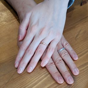 結婚指輪 お客様 手