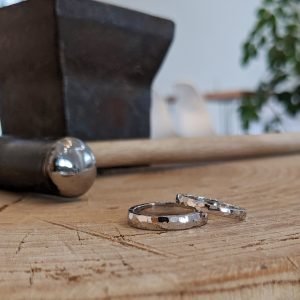 鎚目 結婚指輪