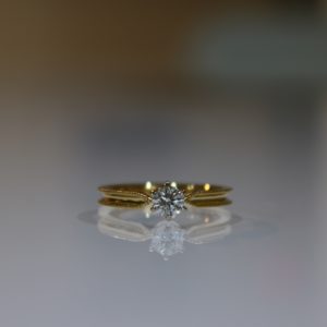 婚約指輪