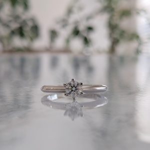 鶴 婚約指輪
