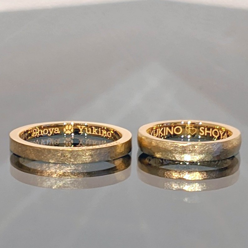 刻印を刻んだ結婚指輪