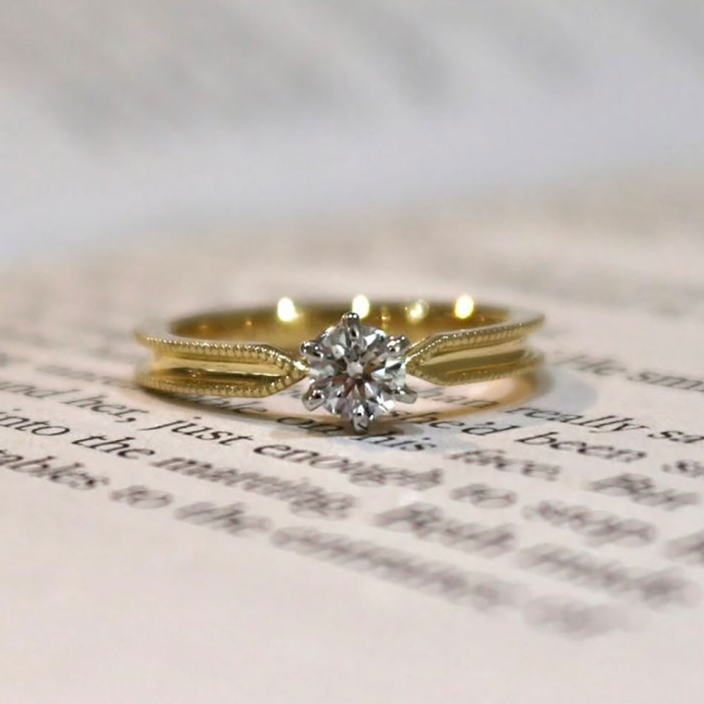 アンティーク調の婚約指輪