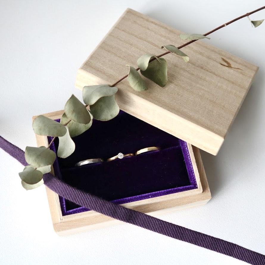 鶴(mikoto)の結婚指輪の桐箱（木箱）