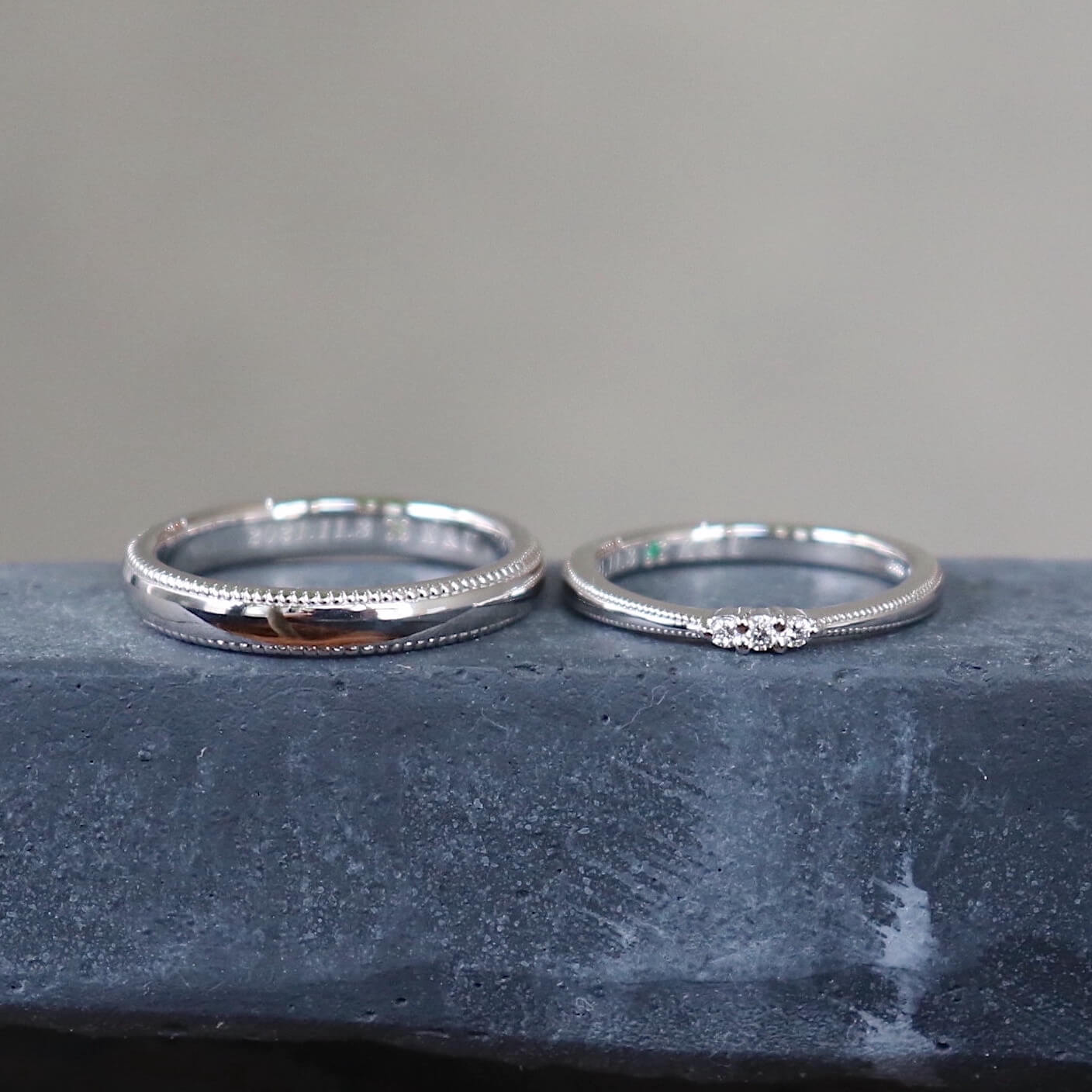 ミルグレインを共通点にしたプラチナの結婚指輪