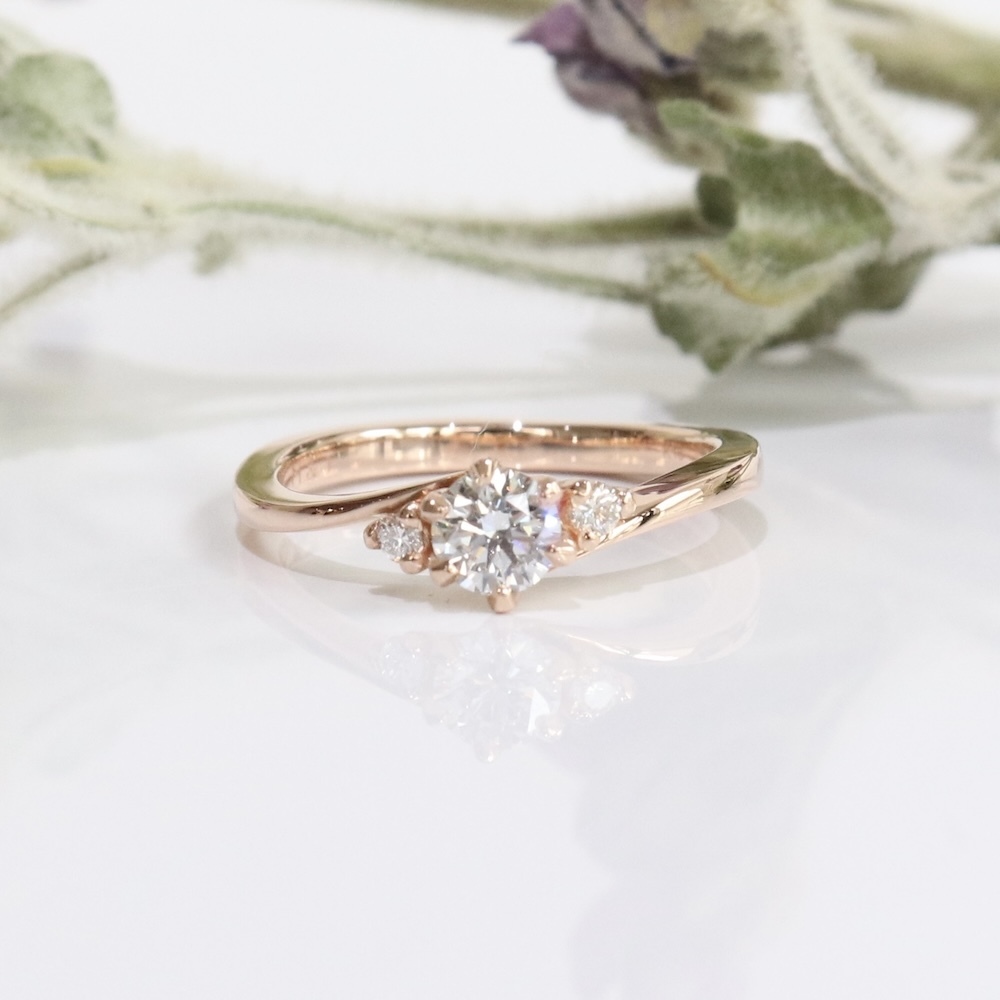 人気デザインの婚約指輪